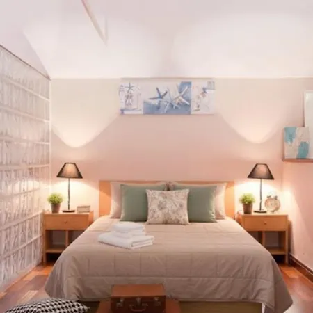 Lejlighed Unique Historic Factory Duplex - Only 15 Min Walk To Ramblas Barcelona